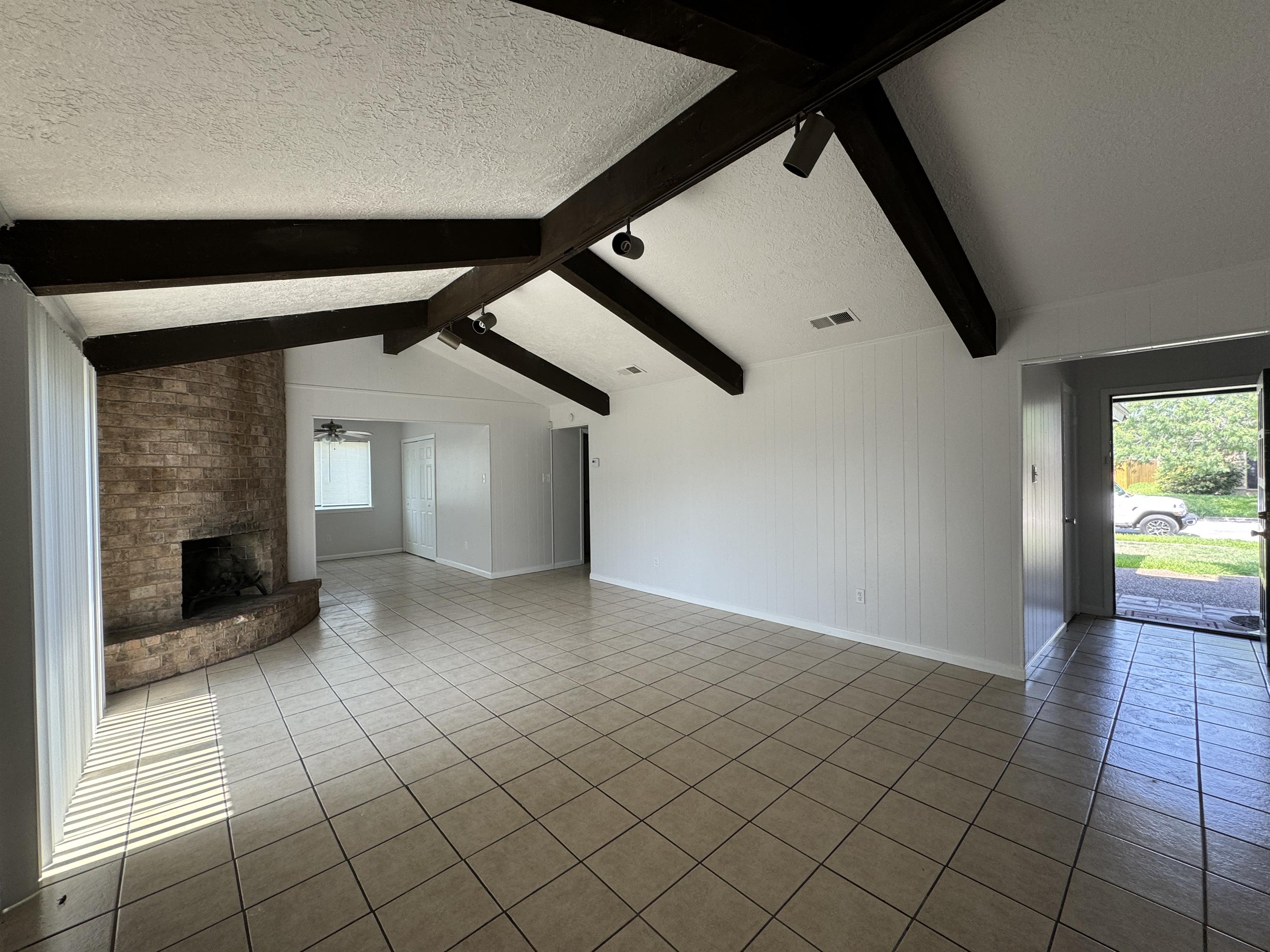 5049 Wingfoot Lane - A